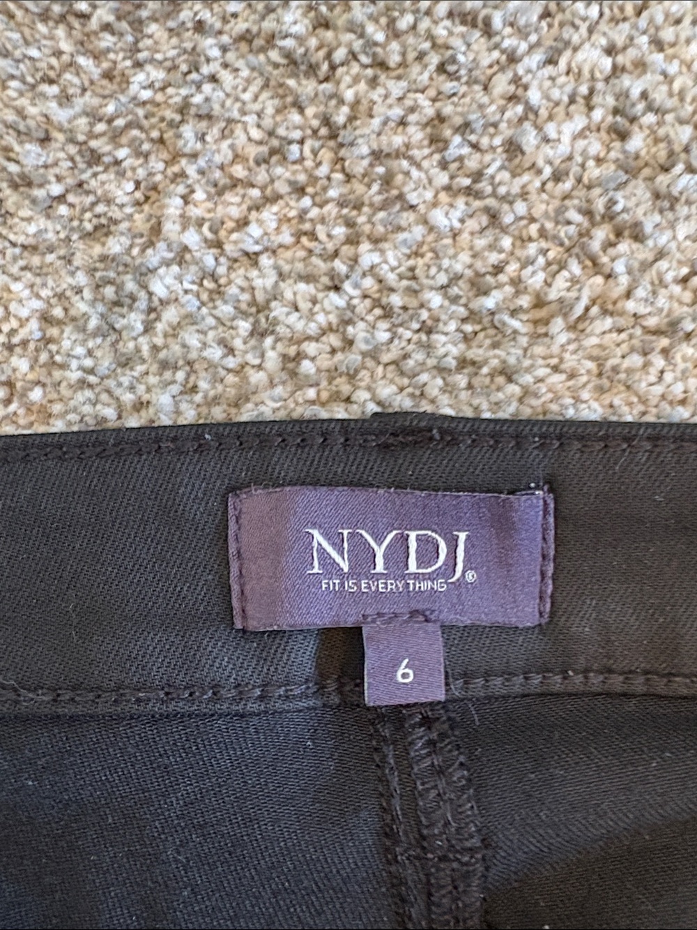 NYDJ Ami Women's Black Skinny Jeans size 6 - Picture 2 of 7